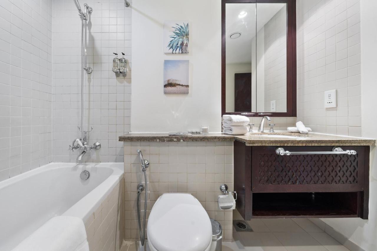 Stylish Apartment With Partial Burj Khalifa View Dubai Ngoại thất bức ảnh