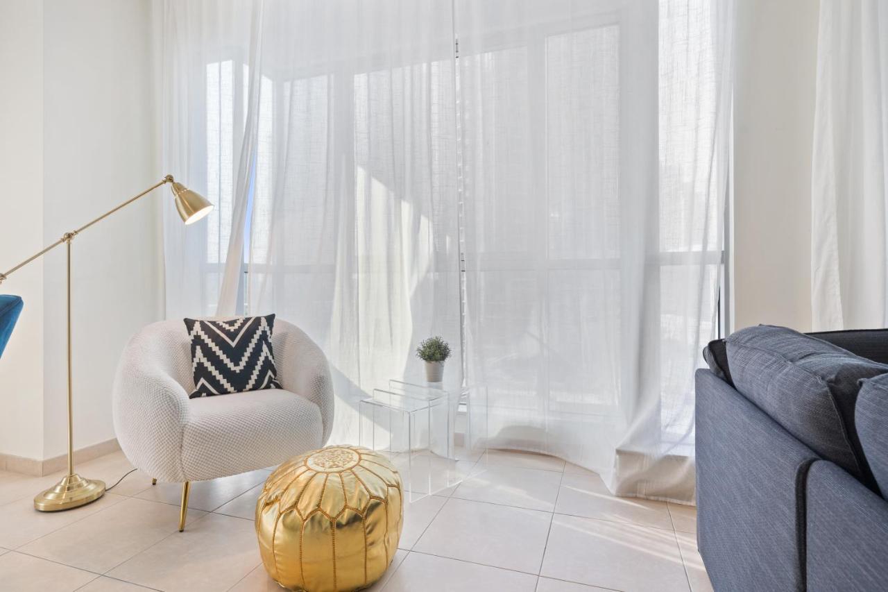 Stylish Apartment With Partial Burj Khalifa View Dubai Ngoại thất bức ảnh