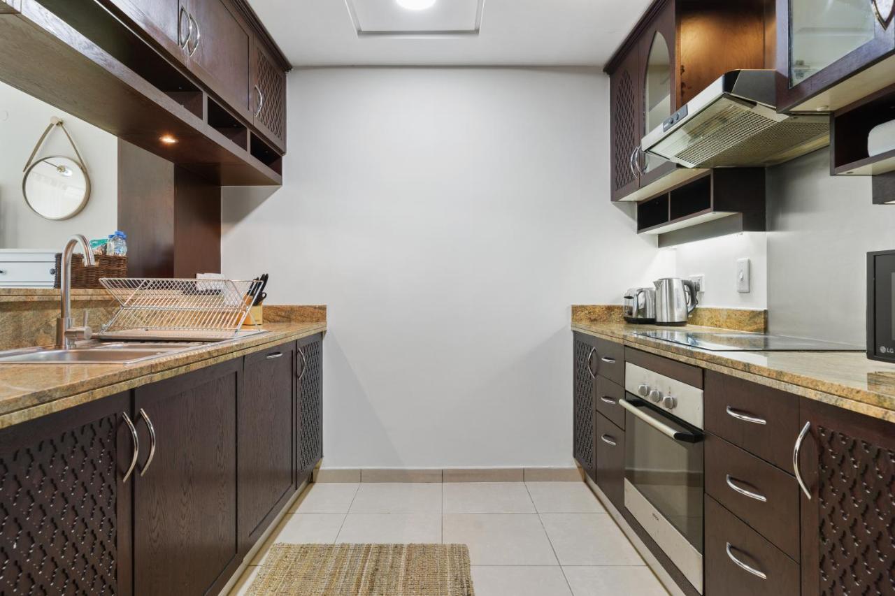 Stylish Apartment With Partial Burj Khalifa View Dubai Ngoại thất bức ảnh