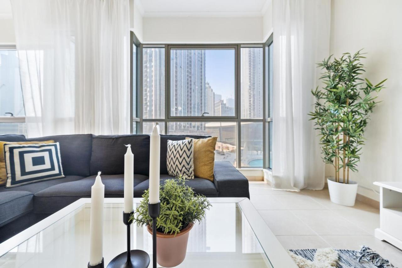 Stylish Apartment With Partial Burj Khalifa View Dubai Ngoại thất bức ảnh